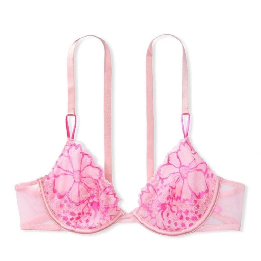 NWT Victoria’ Secret Pink Floral Lace Bra